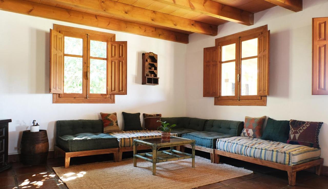 The Wild Olive Andalucia Palma Guestroom 카사레스 외부 사진